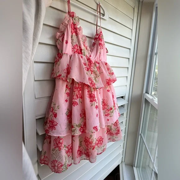 Revolve Dresses | Floral Pink Womens Dress | Revolve Oslo Mini Dress | Color: Pink/Red | Size: 4 | Popekaylen's Closet